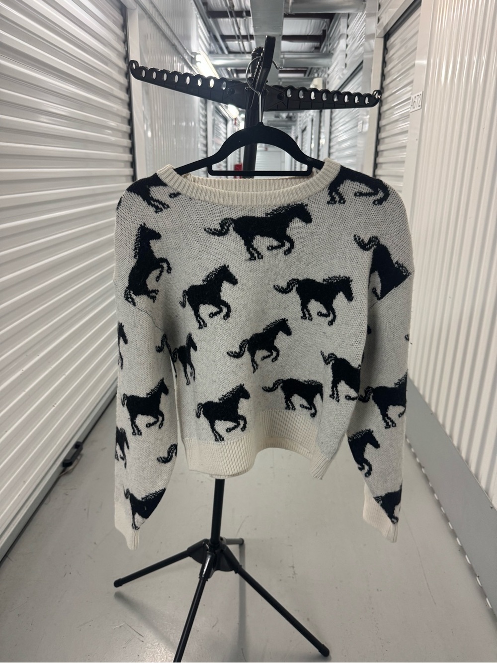 & Other Stories Ivory Crewneck Sweater with Black Horse Motif western whimsy S